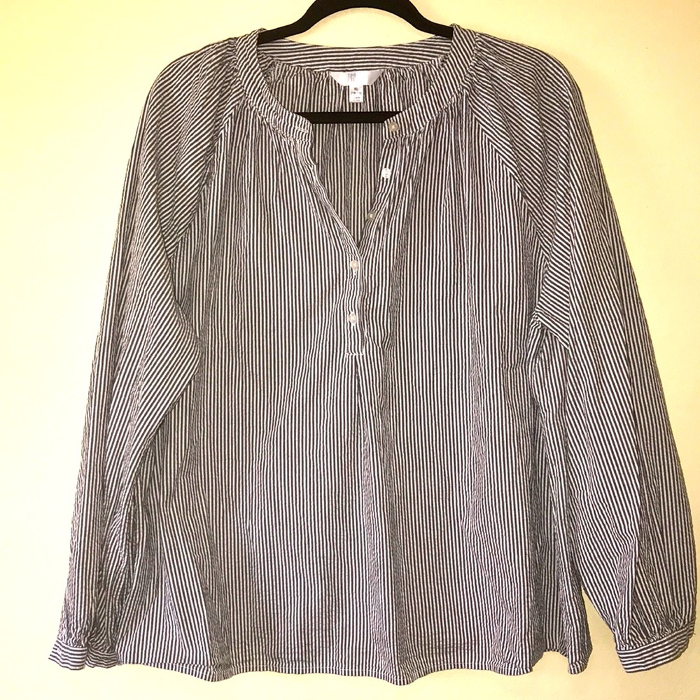 Time and Tru Seersucker Popover Shirt